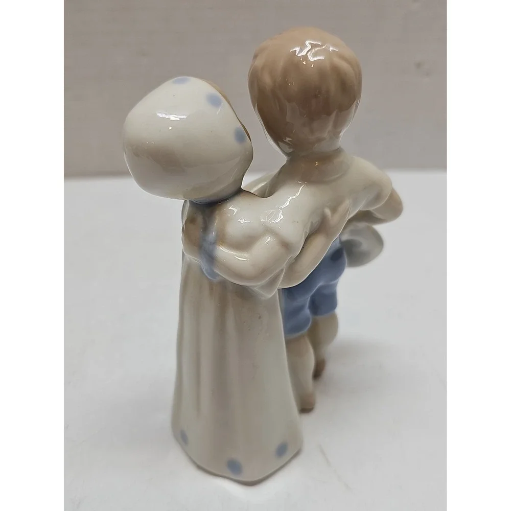 Boy & Girl Porcelain Figurine 5.5